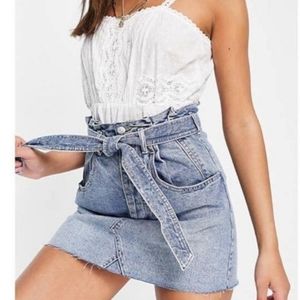 Free People Women Eden Paperbag high waisted Denim jeans mini skirt frayed hem